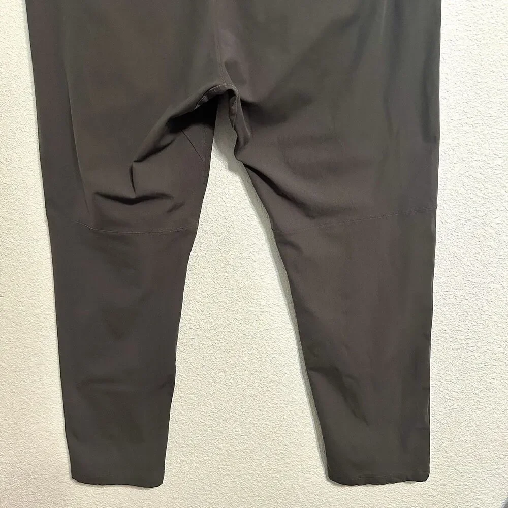 Lululemon Commission Pants Mens 40 Gray Classic Fit Stretch Comfort Casual